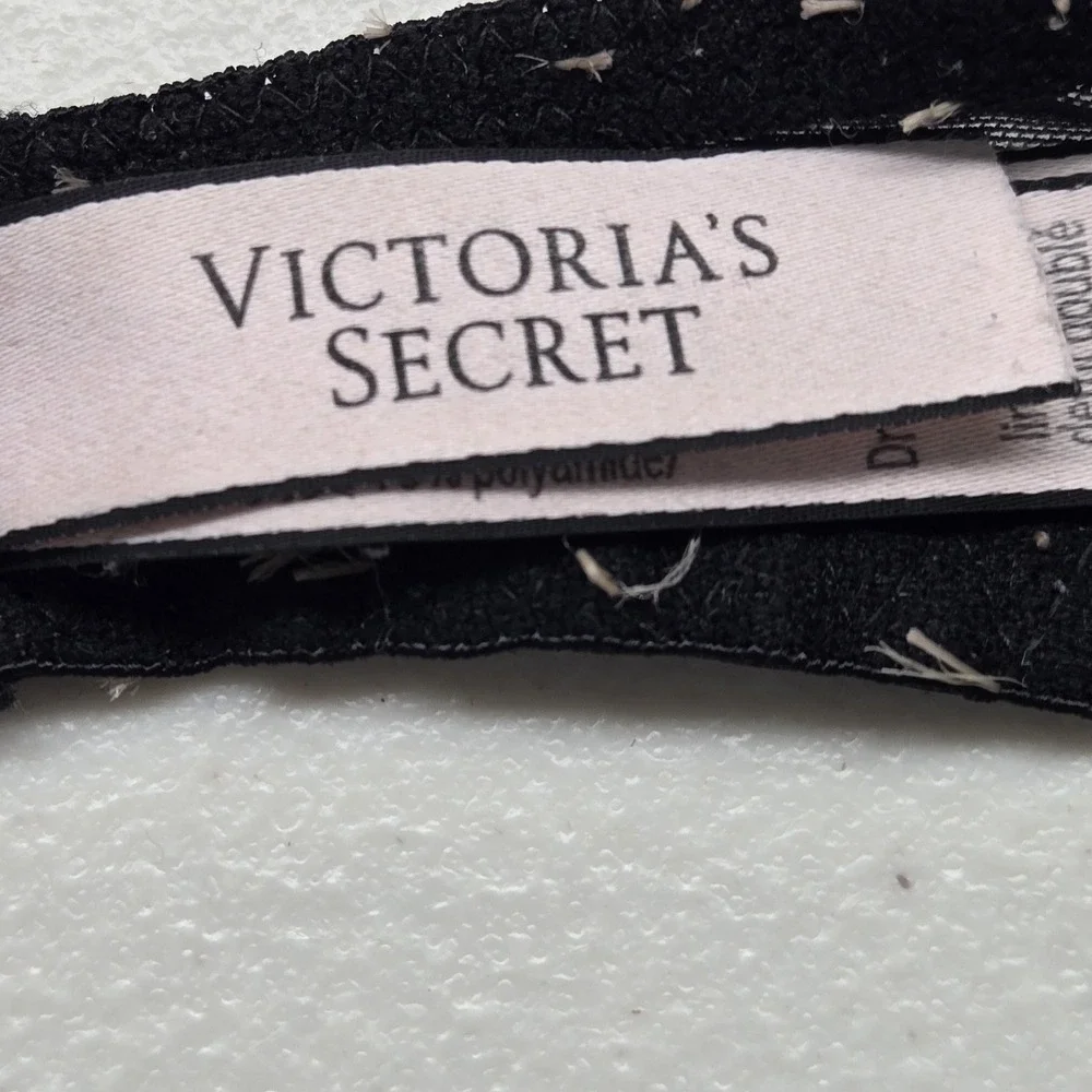 Victoria's Secret Women Bra 32D Black Floral Dream Angels Lined Demi Lace READ